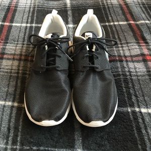 Nike Roshe One (black and silver)